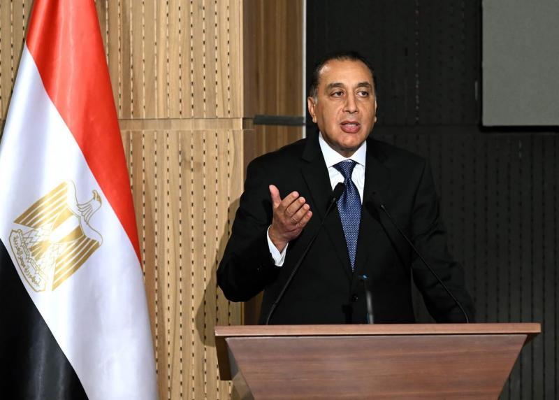 رئيس الوزراء يُهنئ نظيره السوداني كامل الطيب إدريس بتوليه منصبه الجديد