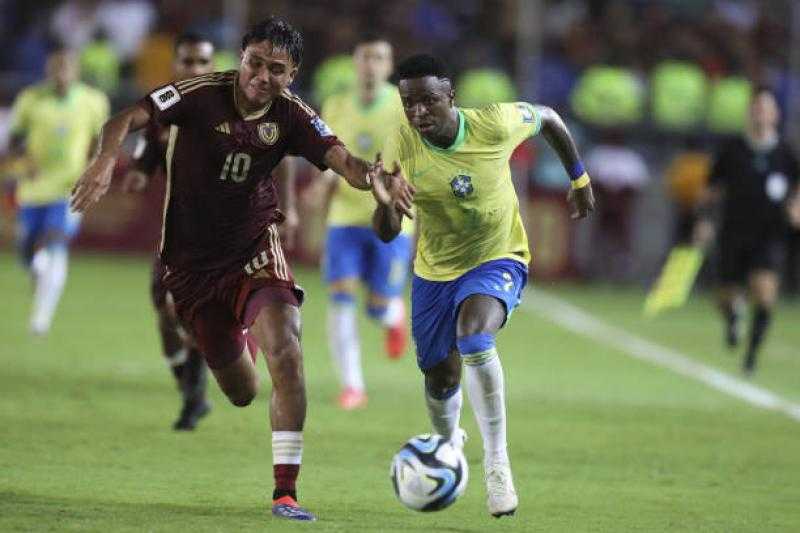 منتخبا البرازيل والإكوادور يتأهلان إلى كأس العالم 2026
