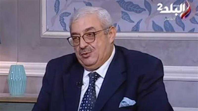 مجدي نزيه يحذر من ترك الطعام في الأواني الألمونيوم بعد الطهي