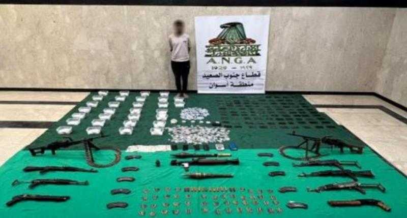 إصابة ضابط شرطة ومصرع 5 عناصر إجرامية.. تفاصيل حملة على متاجري مخدرات بأسوان