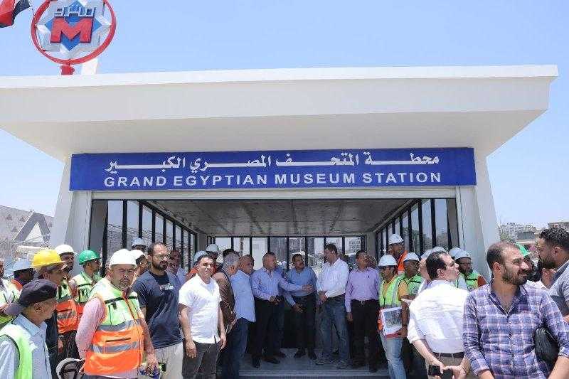 كامل الوزير يتابع تطوير الطريق الدائري والأتوبيس الترددي استعدادا لافتتاح المتحف المصري الكبير