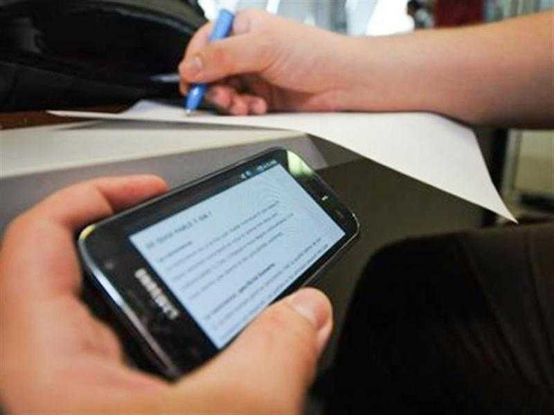 تداول أسئلة امتحان التربية الوطنية للثانوية العامة على صفحات الغش بعد بدء اللجنة