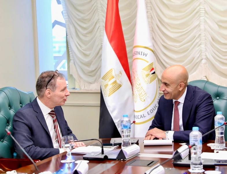 وزير التربية والتعليم يبحث مع مدير برنامج الأغذية العالمي في مصر تطبيق أفضل الممارسات العالمية في مجال التغذية المدرسية