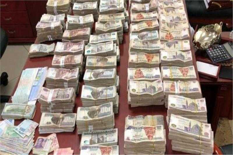 ضبط عملات بقيمة 6 ملايين في السوق السوداء