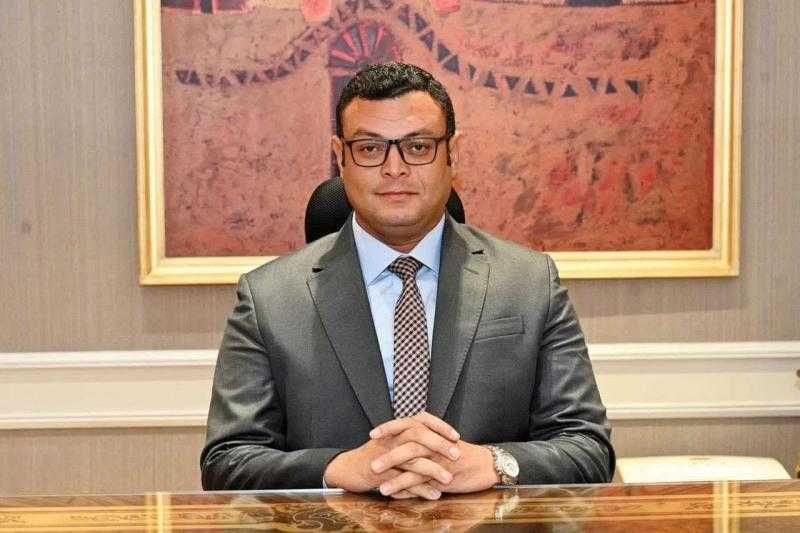 وزير الإسكان يستعرض إنجازات قطاع مرافق مياه الشرب والصرف الصحي منذ 2014