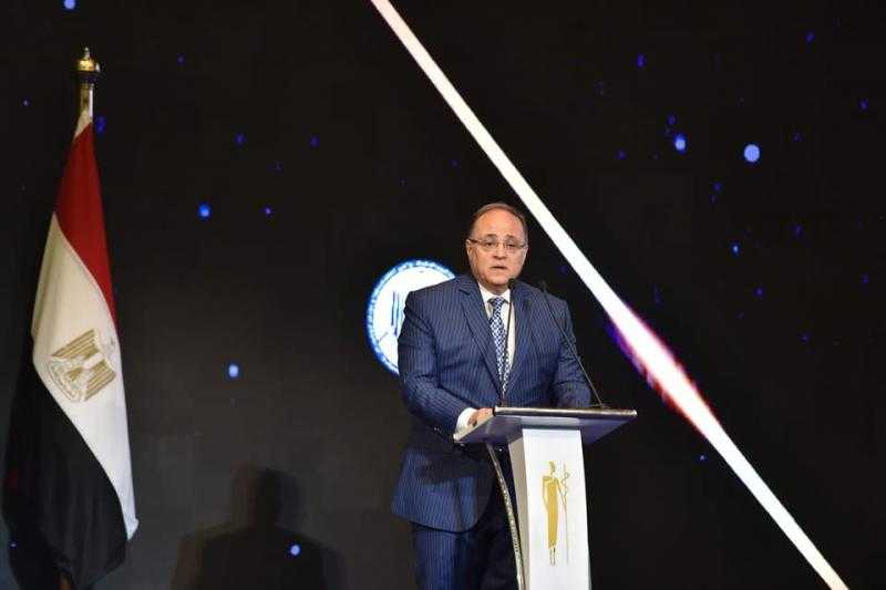 رئيس هيئة الدواء المصرية يشارك في فعاليات النسخة الرابعة من المعرض والمؤتمر الطبي الإفريقي
