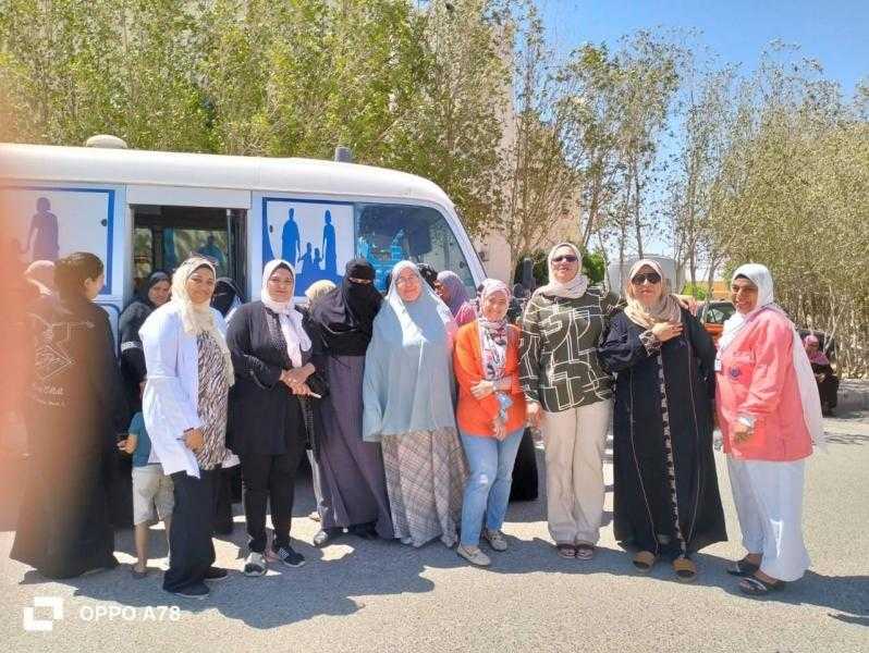 فحوصات مجانية لـ1256 مواطنا في قافلة طبية بدمياط
