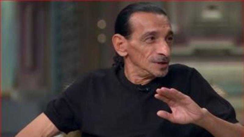 علاء عوض: تزوّجت 4 مرات .. ولست ضد الزواج أو الأبوة