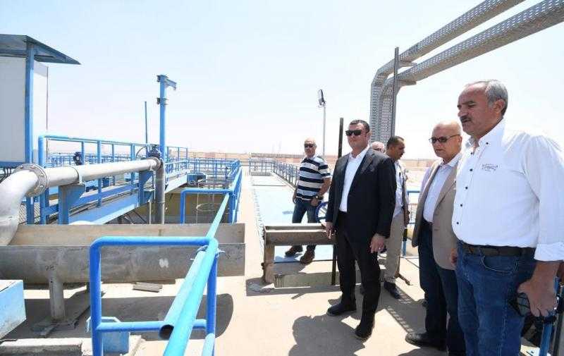 وزير الإسكان يتفقد مشروع الإسكان الأخضر وتطوير شبكة الصرف الصناعي
