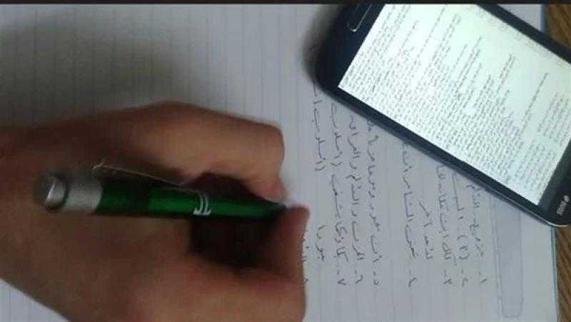 التعليم تحقق فى تداول أسئلة الأحياء والإحصاء للثانوية على جروبات الغش