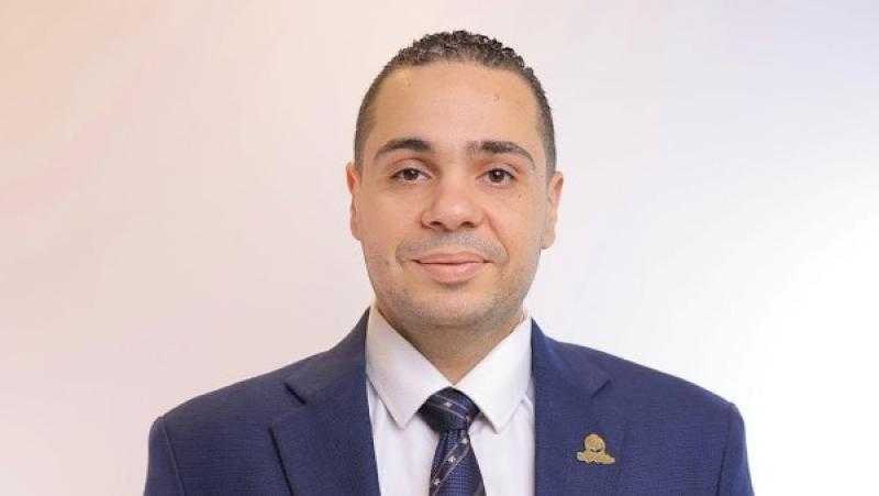 حزب الجبهة يدفع بعادل مأمون عتمان ضمن القائمة الوطنية لانتخابات الشيوخ