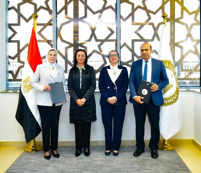 توقيع مذكرة تعاون بين تنظيم إدارة المخلفات والهلال الأحمر المصرى فى مجالات الاستشارات البيئية