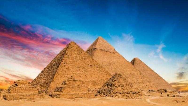 ناشيونال جيوغرافيك تختار الأهرامات ضمن أبرز 7 مواقع أثرية يجب زيارتها عالميا
