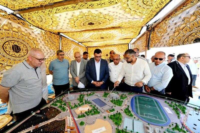 وزير الإسكان يتفقد وحدات ”سكن لكل المصريين” ومحطة مياه بمدينة أكتوبر الجديدة