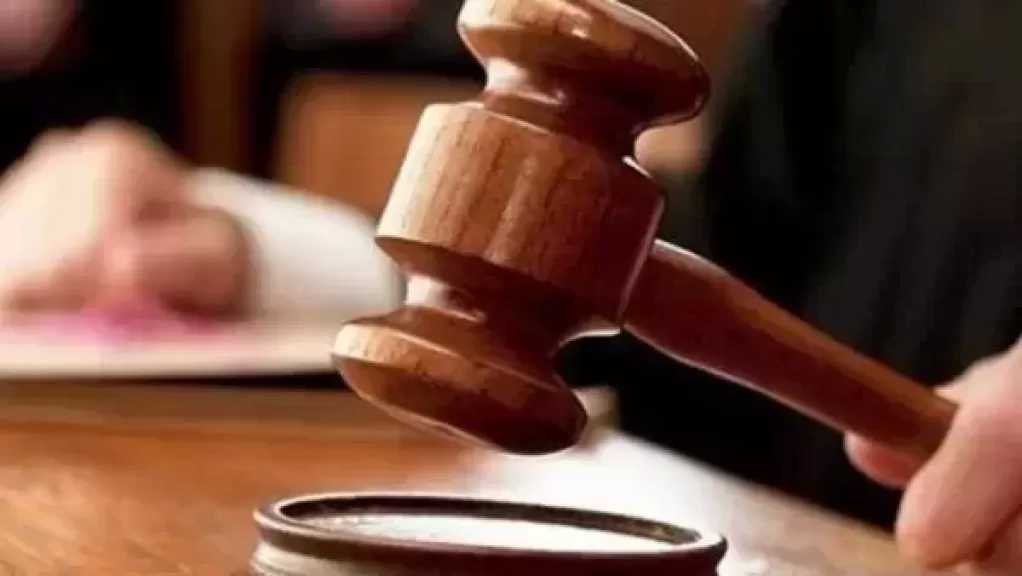 تغريم بلوجر 10 آلاف جنيه بتهمة سب وقذف ولية أمر على تطبيق واتساب