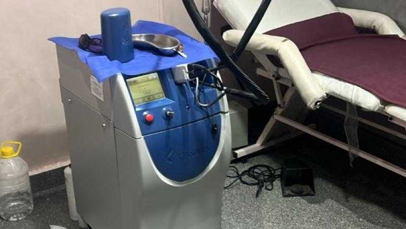 الصحة تحذر من التعامل مع عيادات التجميل والعلاج بالليزر غير المرخصة