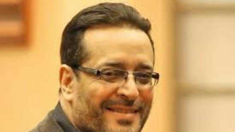 الشاعر إبراهيم عبدالفتاح يروى موقفًا طريفا مع الفنان الراحل علاء عبدالخالق