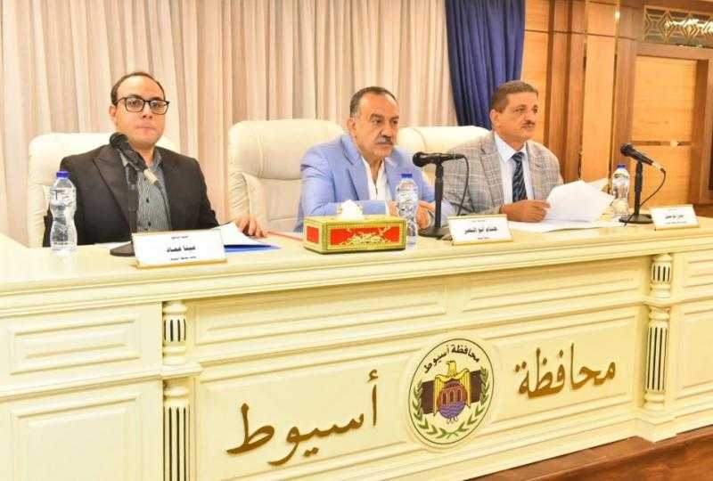 أسيوط: مشروعات جديدة ومحور استراتيجي لدفع التنمية بالمحافظة