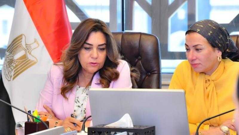 منال عوض تستعرض أبرز ملفات المنظومة المتكاملة للمخلفات
