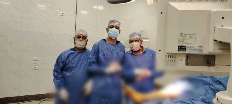 مستشفى صدر المنيا ينجح في إجراء جراحة دقيقة لشاب يعاني من العظم الزجاجي