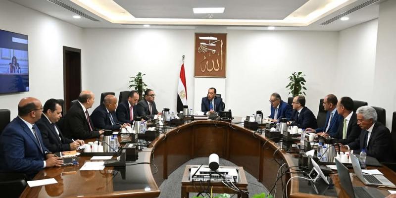 رئيس اتحاد الغرف التجارية: بدء أوكازيون تخفيض الأسعار في 4 أغسطس المقبل وتخفيضات حقيقية في مختلف السلع