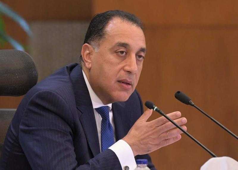 مؤتمر صحفى لرئيس الوزراء ووزير الكهرباء بعد قليل
