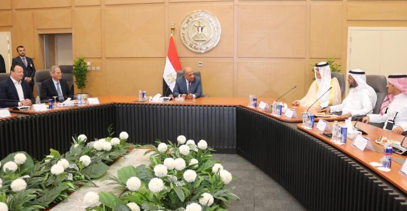 وزير الكهرباء والطاقة المتجددة يشهد توقيع مذكرة تفاهم لتطوير وتحديث مركز أبحاث الجهد الفائق (EHVRC)