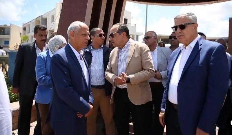 فيديو.. وزير قطاع الأعمال ومحافظ الإسكندرية يوقعان بروتوكولًا لتوريد 120 أتوبيس غاز طبيعي من إنتاج ”النصر للسيارات”