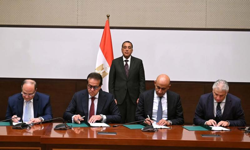 مدبولي: تنفيذ التوجيهات الرئاسية بتعزيز التكامل بين التعليم الفني واحتياجات الصناعة