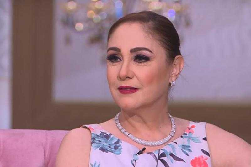 الفنانة شيرين تروي قصة تغيير اسمها من أشجان: مدرس عاقبني 3 ساعات بسبب اسمي