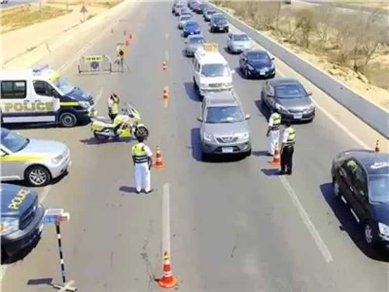 ضبط 2694 مخالفة مرورية و50 قضية أمن عام ضمن جهود مكافحة التهريب