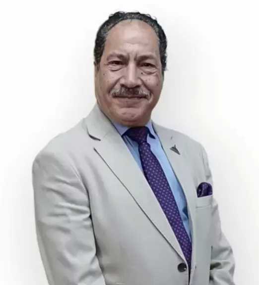 الدكتور فتحي الشرقاوي: ”أم فِشّة عايمة”.. البهجة التي لا يفهمها أحد