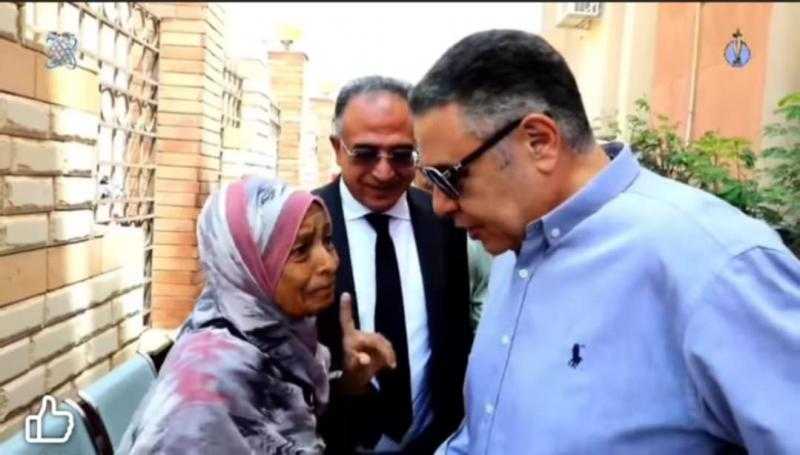 محافظ البحر الأحمر يبحث شكاوى المواطنين بالتأمين الصحي في الغردقة ويوجه بسرعة حلها