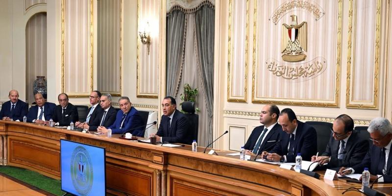الغرف التجارية: مختلف احتياجات الأسرة المصرية من السلع والمنتجات شهدت انخفاضا مستمراً فى أسعارها
