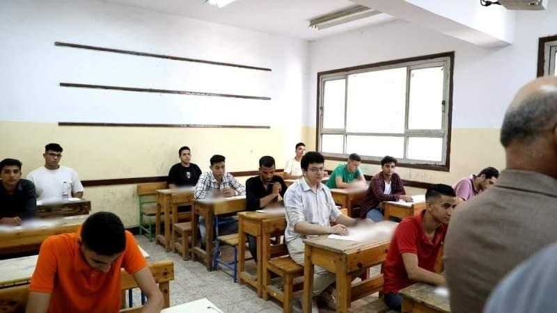 بدء امتحان اللغة الأجنبية الثانية بجميع لجان الدور الثاني للثانوية العامة 2025