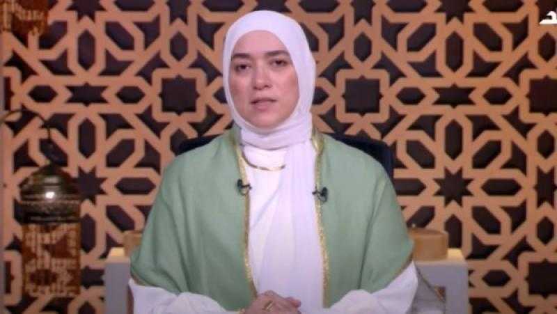 كيف كان النبي يتعامل مع زوجاته؟.. داعية إسلامية تجيب