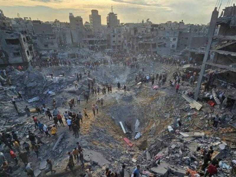 3 شهداء وعدد من الجرحى في قصف للاحتلال على مخيم البريج وسط قطاع غزة