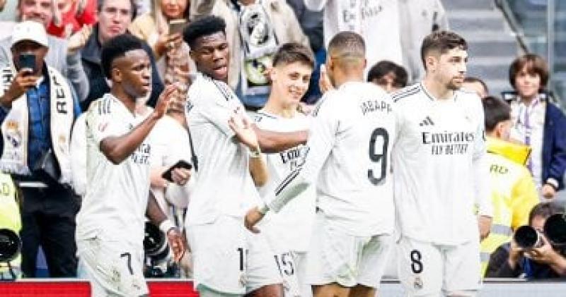 مبابي وفينيسيوس يقودان هجوم الريال ضد أوساسونا في الدوري الاسباني