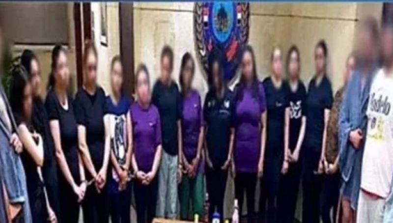 الداخلية تضبط 14 سيدة لممارسة أعمال منافية للآداب بالنزهة