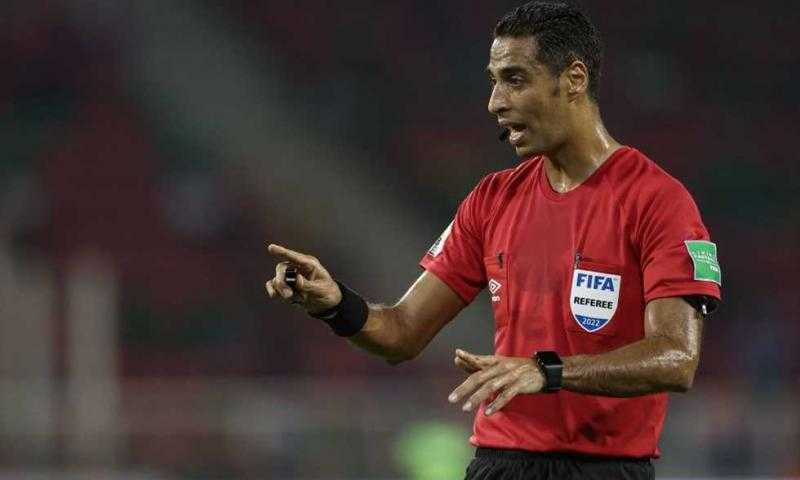 أمين عمر حكما لمباراة الأهلي أمام غزل المحلة في الدوري