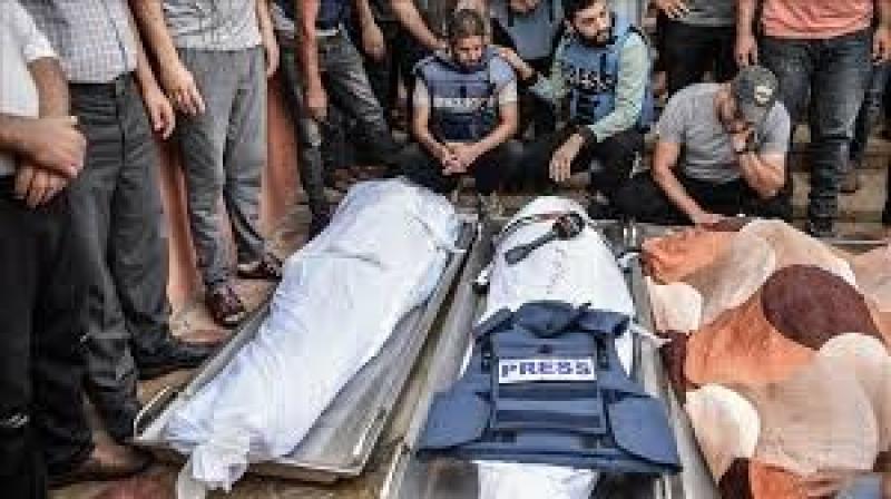 استشهاد مصور صحفي في قصف للاحتلال استهدف مستشفى بخان يونس جنوب غزة