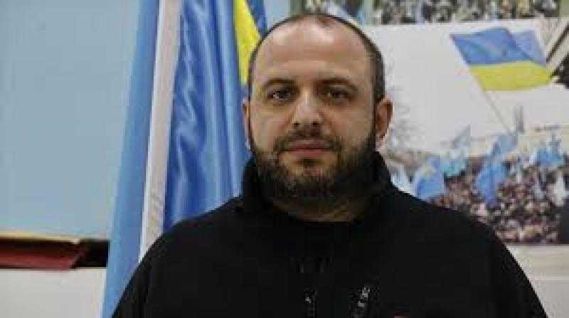 مسئول أوكراني يبحث مع رئيس أركان الدفاع البريطاني الضمانات الأمنية لبلاده
