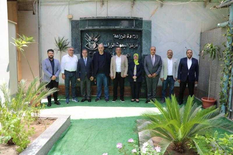 وزير الزراعة اللبناني يواصل زياراته الميدانية للكيانات الزراعية المهمة في مصر| صور