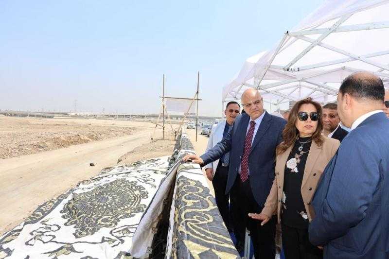 وزيرة التنمية المحلية: رفع 675 ألف طن تراكمات من أسفل محور العصار بالقليوبية