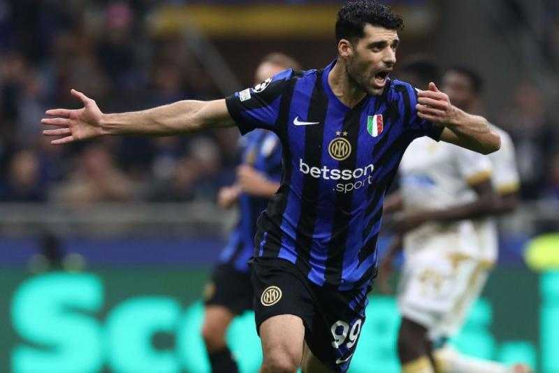 أولمبياكوس يتعاقد مع المهاجم الإيراني مهدي طارمي