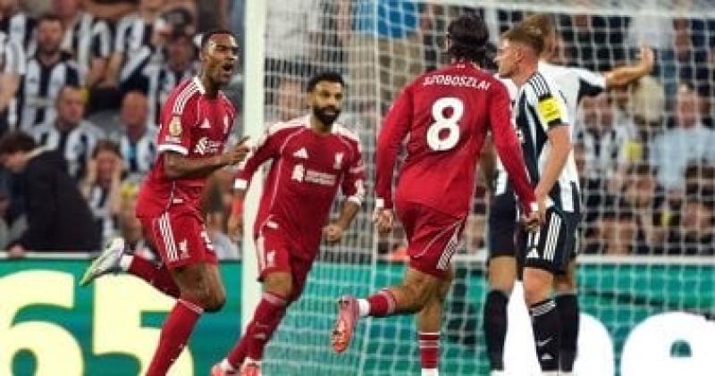 ترتيب الدوري الإنجليزي.. ليفربول ينفرد بالصدارة وتراجع السيتى للمركز 13