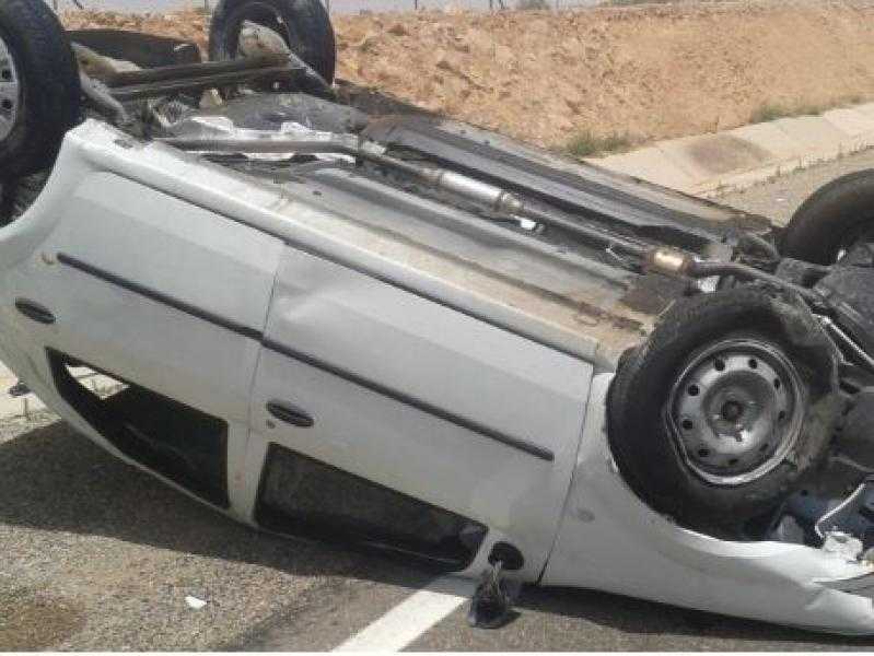 مصرع وإصابة 5 سيدات في حادث انقلاب سيارة ملاكي على صحراوي البحيرة