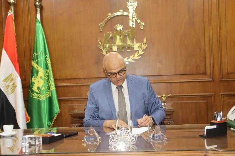 محافظ القليوبية يتابع أعمال تطوير ورصف شارع بهتيم إسكو بحي شرق شبرا