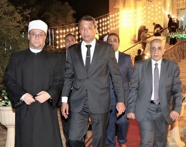 محافظ السويس والقيادات التنفيذية يشهدون احتفالية مديرية الأوقاف بالمولد النبوي الشريف