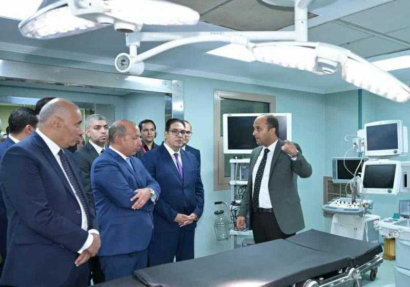 رئيس جامعة القاهرة: حريصون على تطوير مستشفيات قصر العيني ووضعها علي رأس أولوياتنا